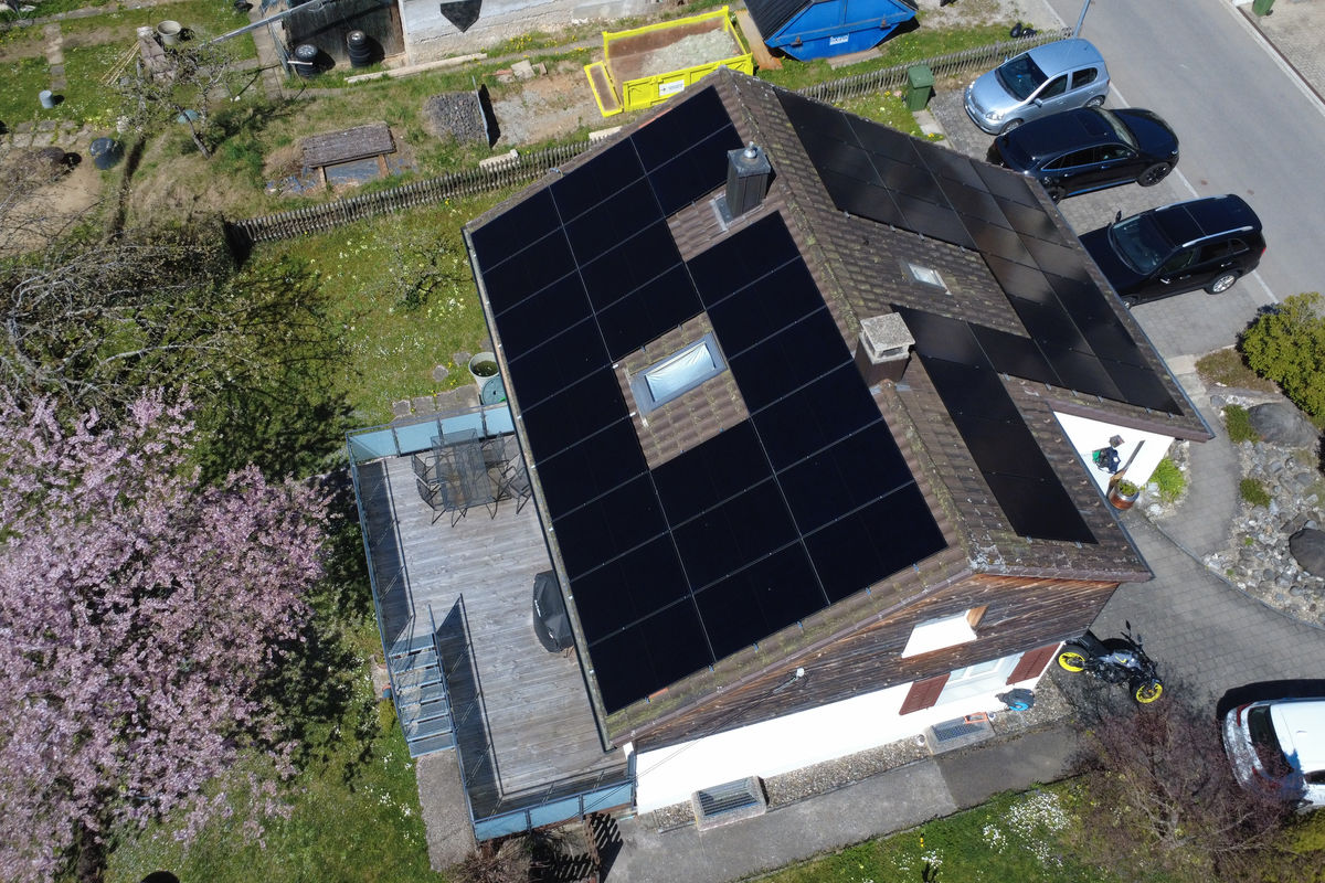 Solaranlage auf einem Einfamilienhaus in Schaffhausen